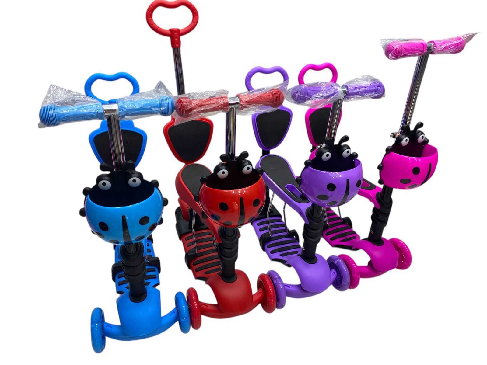 cbf6b7aa-e1f9-4ba9-a989-c496b1561877 Scooter Mariquita 5 en 1 - Imagen 1